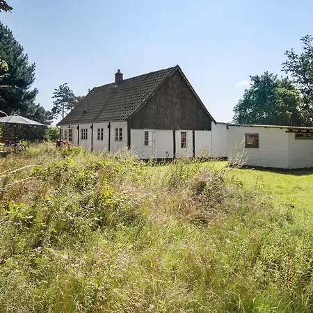 Amazing Home In Ronne With Wifi Nyaraló *